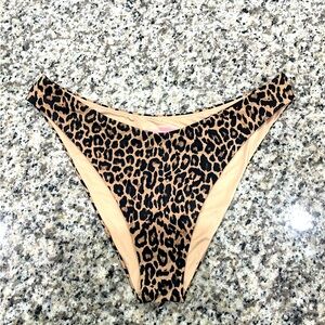 Victoria secret XL BRAZILIAN LEOPARD BOTTLMS